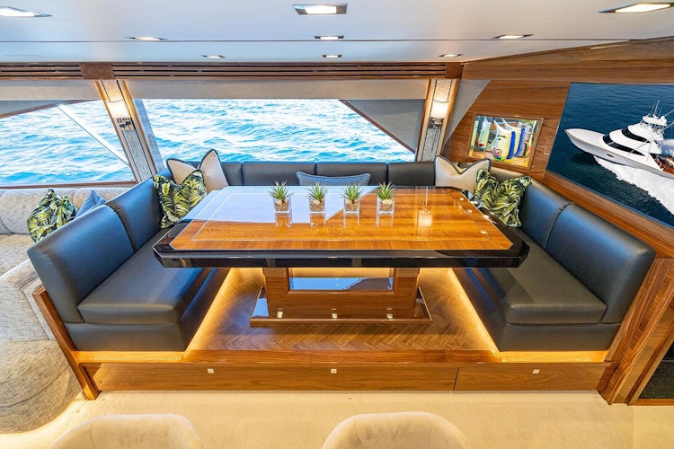 dinette in salon of viking 90